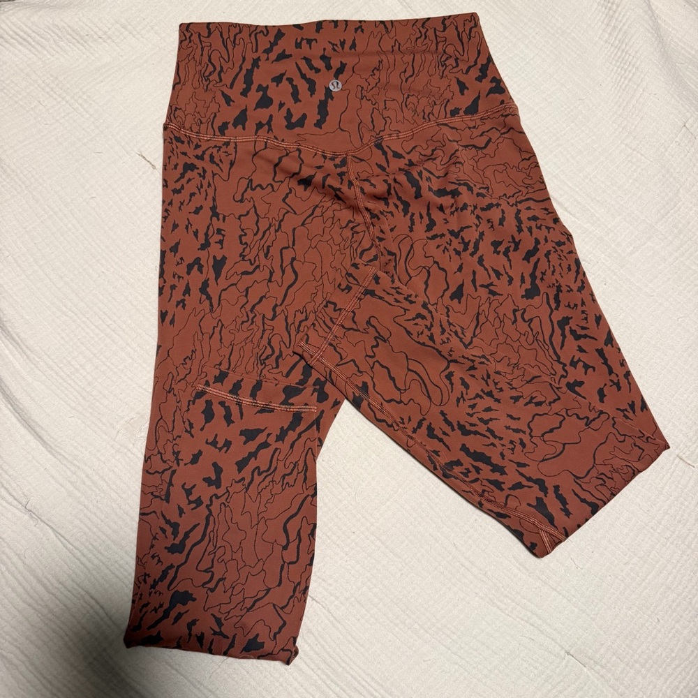 Lululemon Align High-Rise 25” - Picture 2 of 2